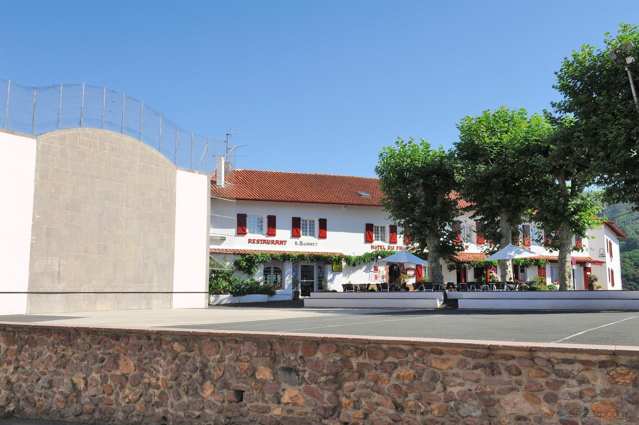 Hotel Restaurant Du Fronton Itxassou Exterior foto